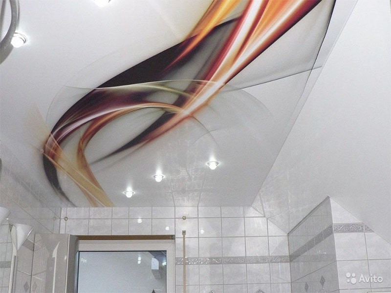 Натяжной потолок с фотопечатью для ванной заказать Волжский Волгоград